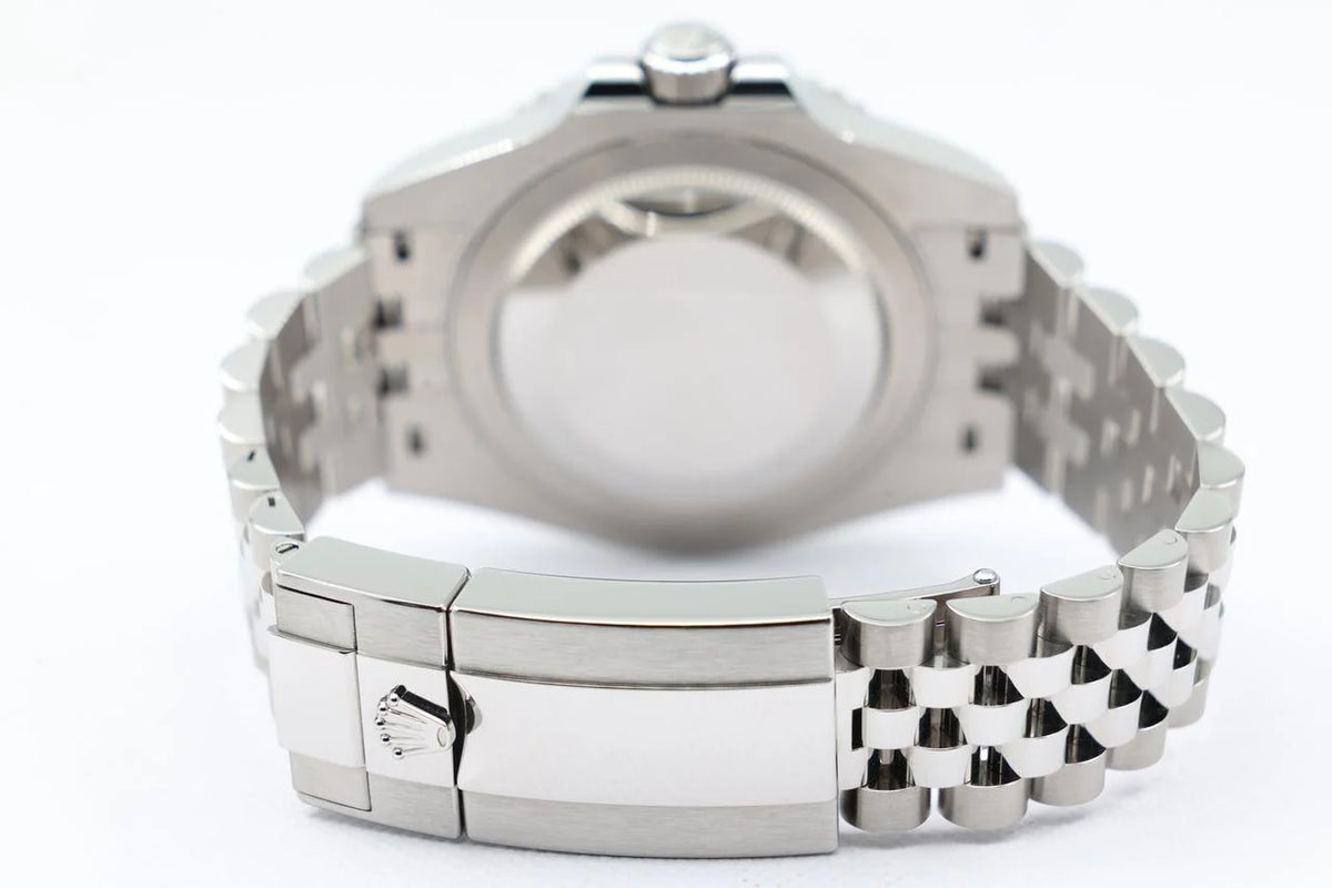 Rolx GMT-Master II 40 "Batman" – Oystersteel, Black Dial, Black and Blue Cerachrom Bezel, Jubilee Bracelet