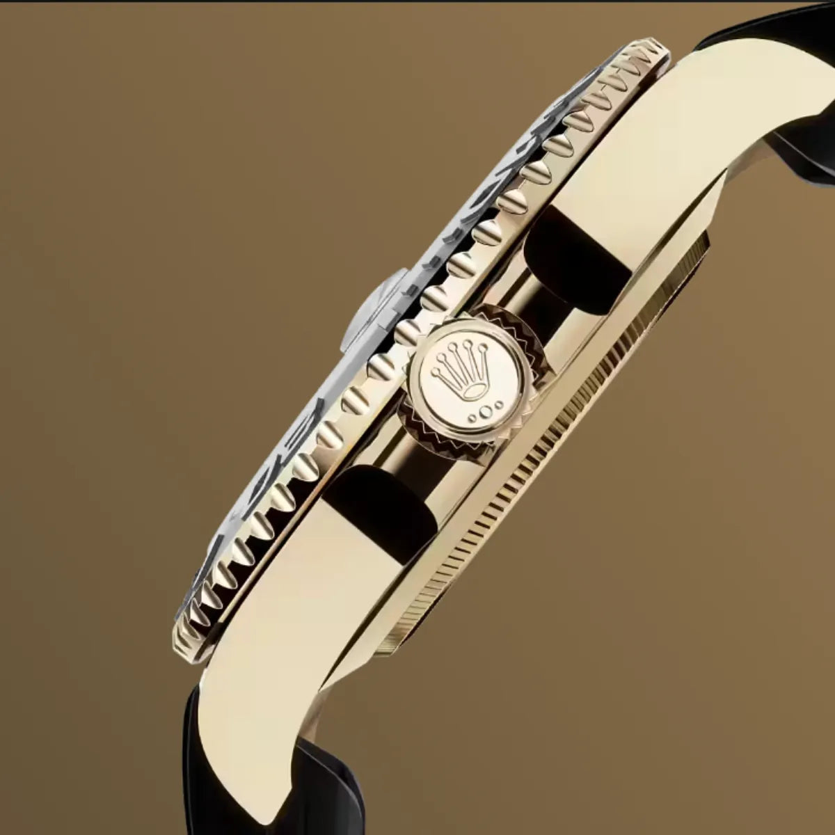 Rolx Yacht-Master Yellow Gold Black Dial Oysterflex Watch